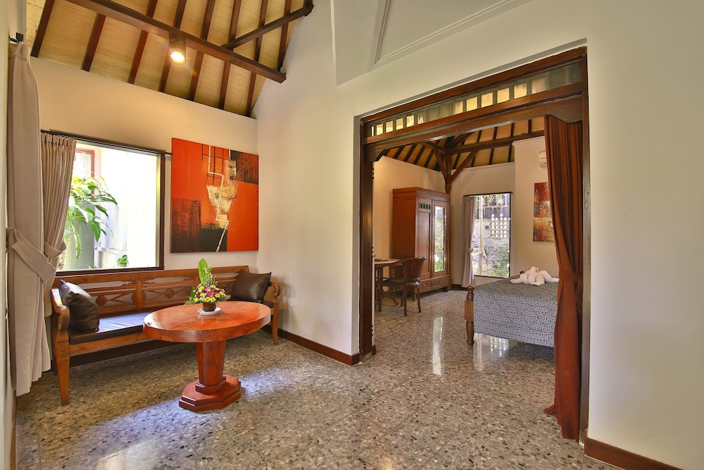 Taman Harum Cottages 63/80
