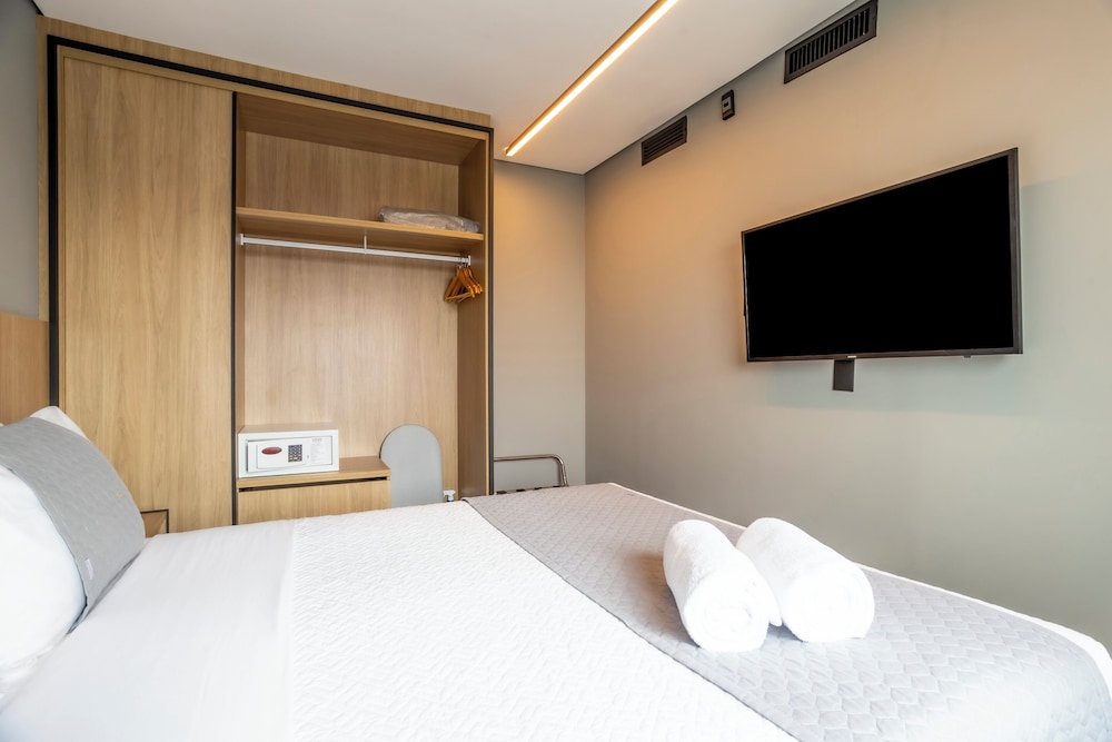 You Stay at Vila Olimpia - ITC 12/50