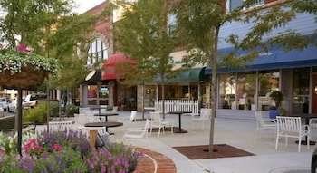 Mountain Inn & Suites Flat Rock 13/53