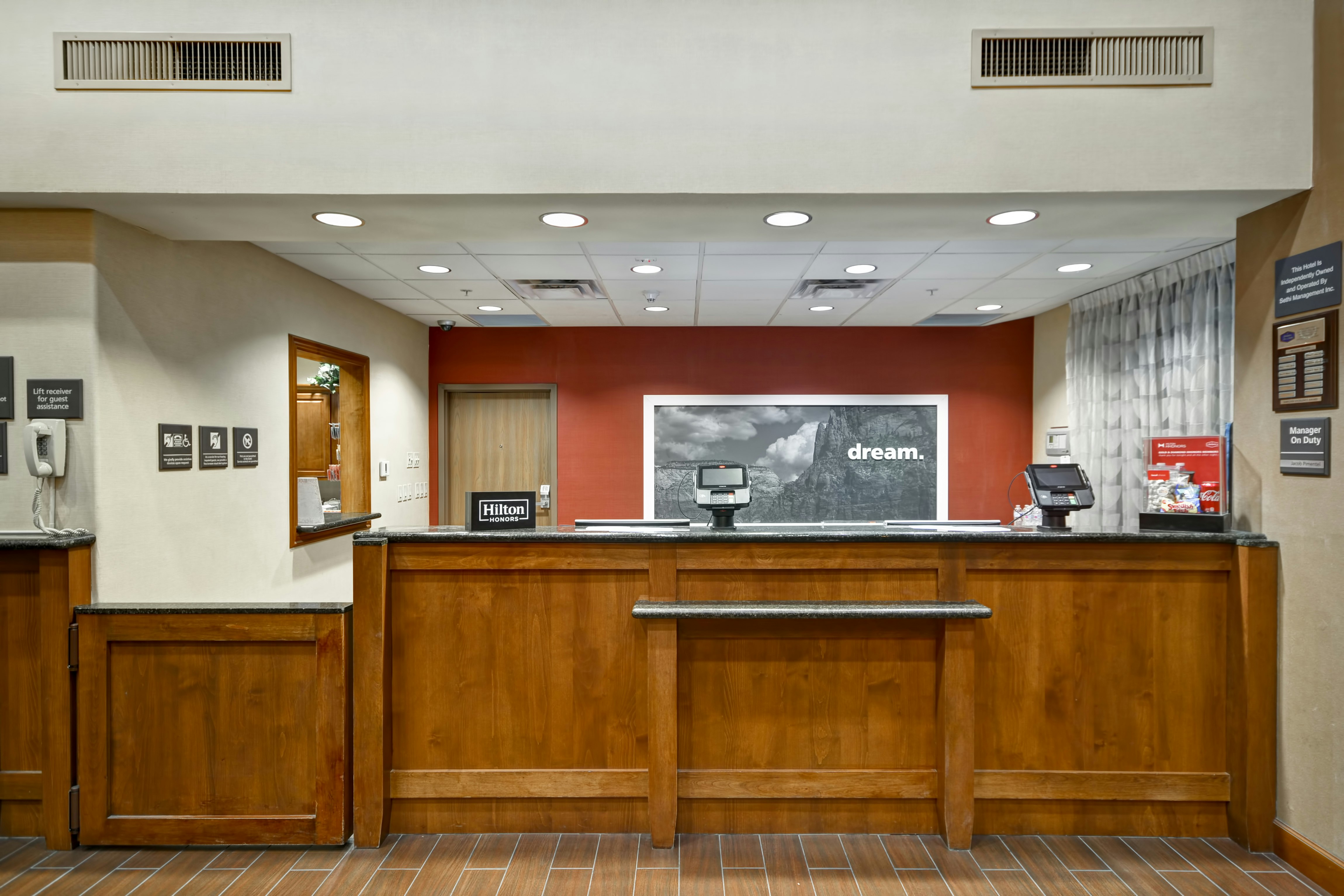 Hampton Inn And Suites Yuma 3/41