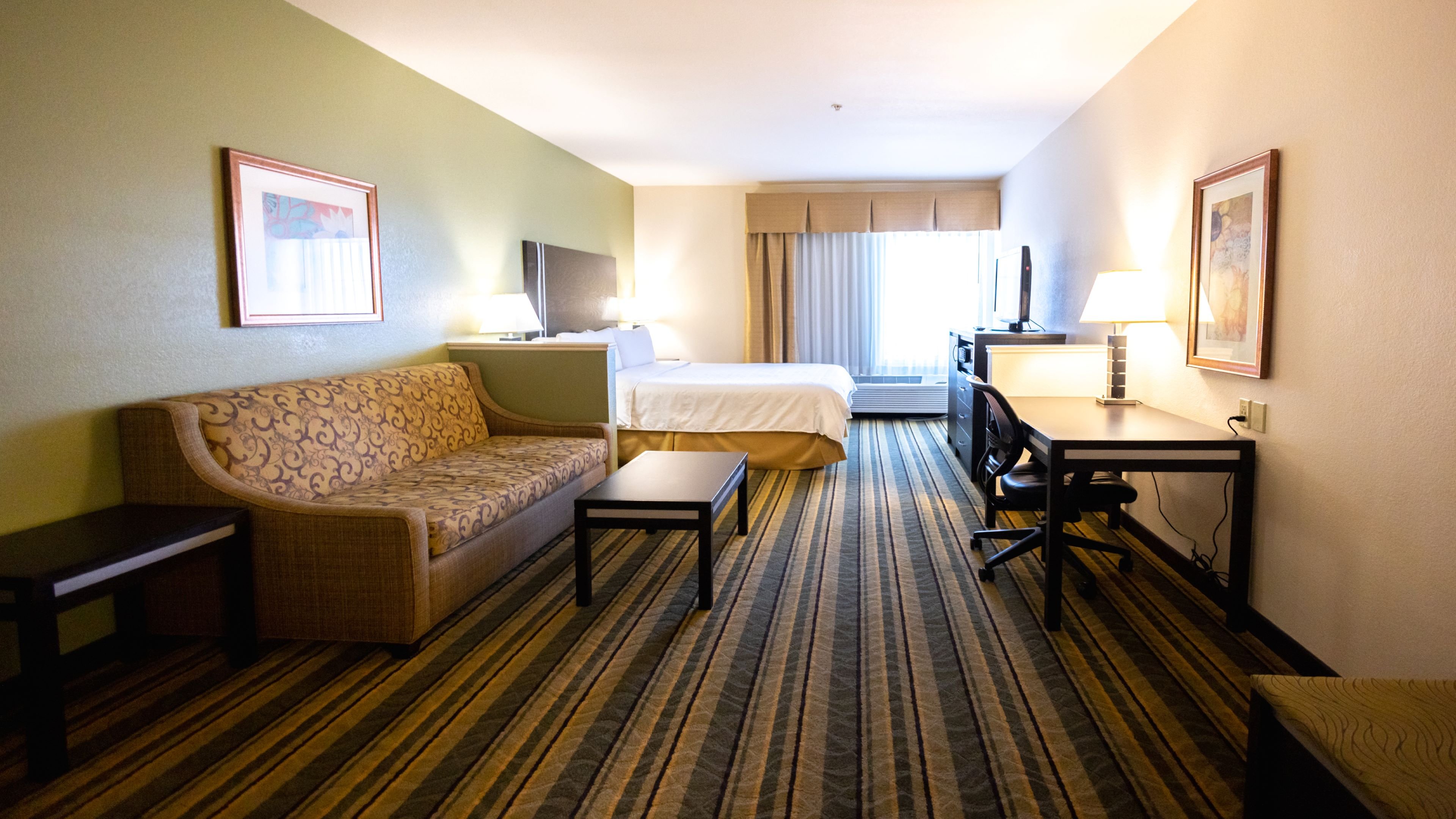 Holiday Inn Express Hotel Suites Berkeley 53/73