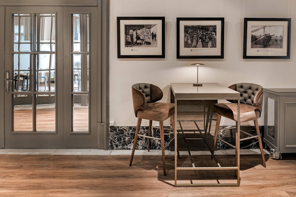 Circulo Gran Via Hotel Autograph Collection Adults Only 35/52