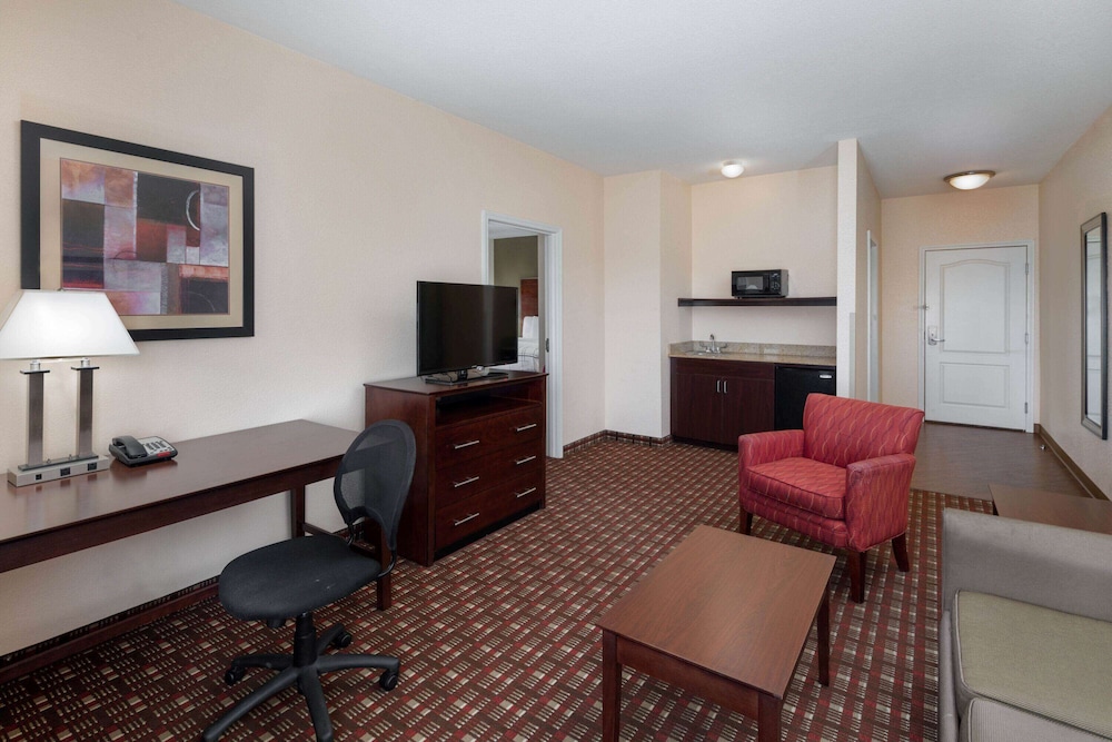 La Quinta Inn And Suites By Wyndham Macon West 37/42