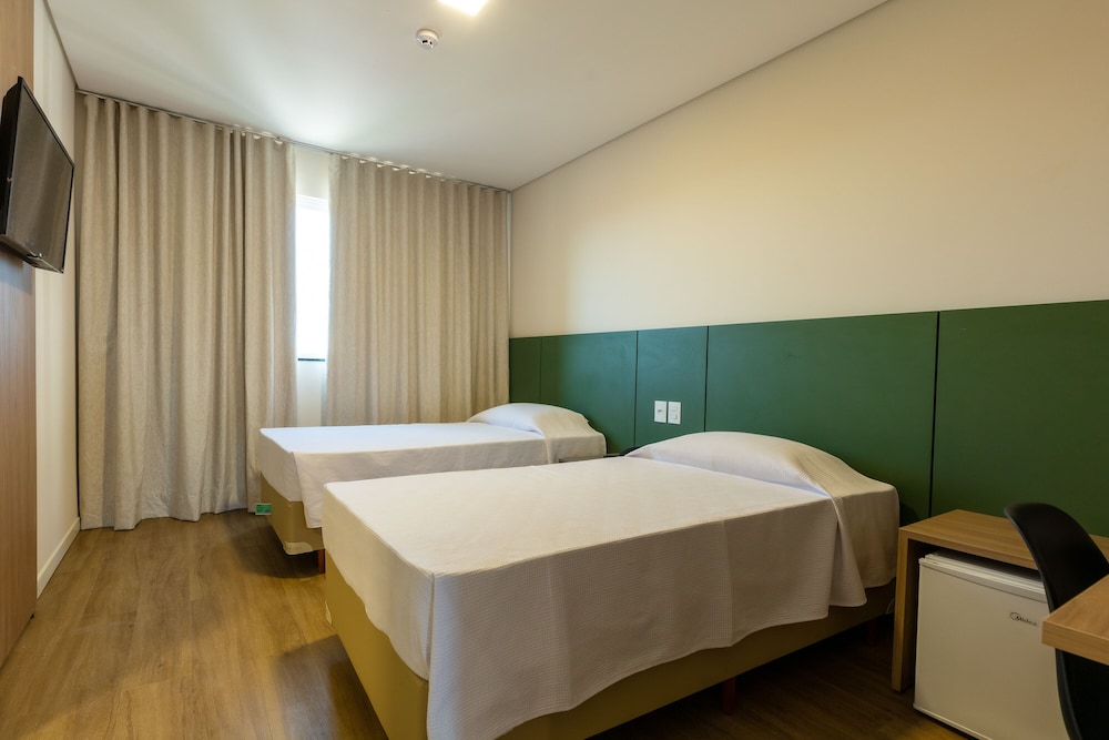 Viale Iguassu Hotel 22/38
