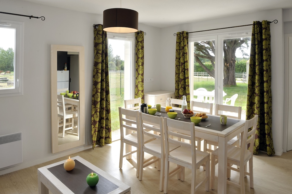 Residence Nemea Les Grands Rochers 23/33
