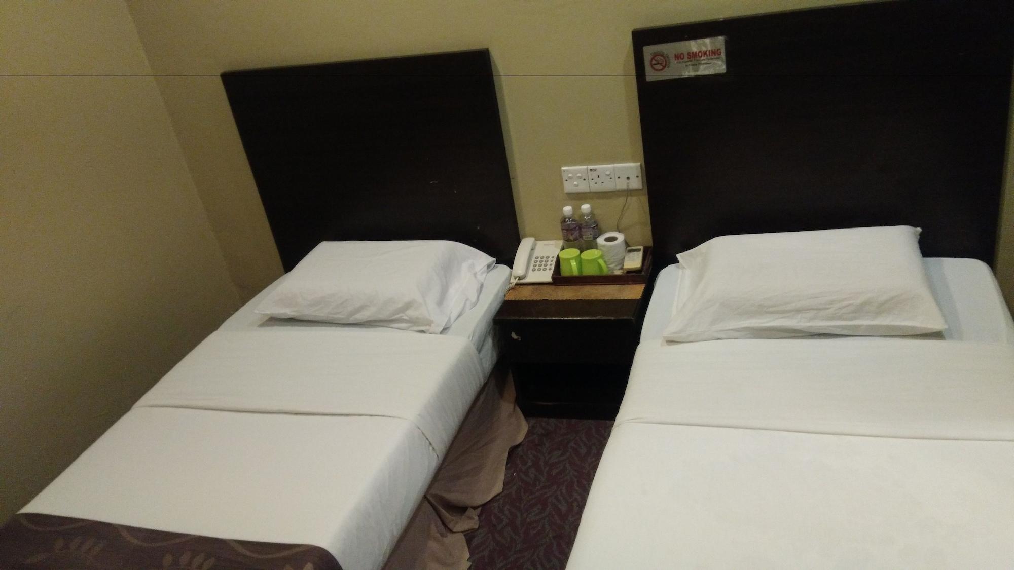 OYO 90411 Perdana Hotel Labuan 15/29