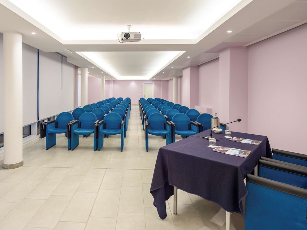 Mercure Tirrenia Green Park 39/50