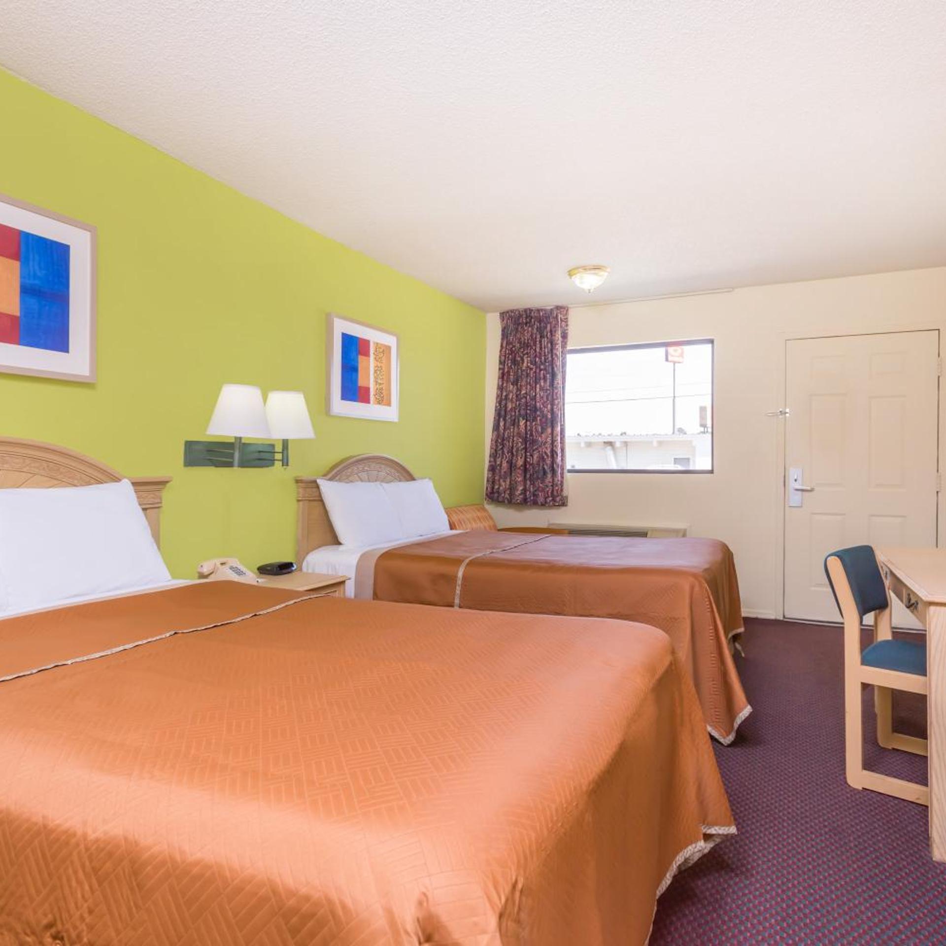 Travelodge by Wyndham Cordele 7/24