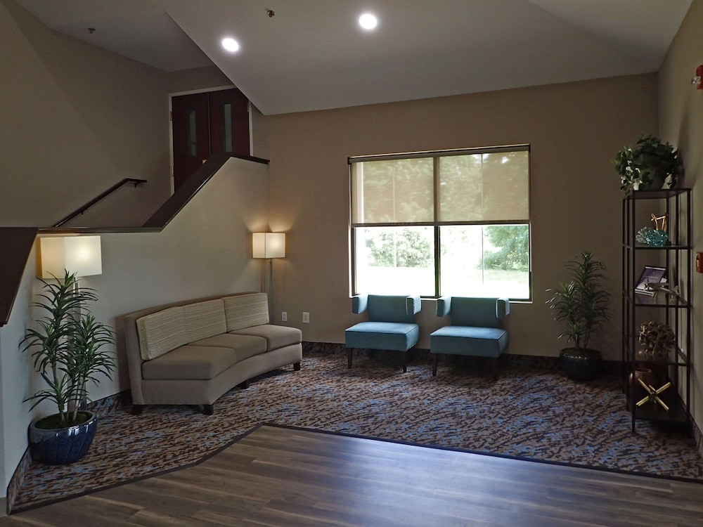 Sleep Inn & Suites California MD 11/22