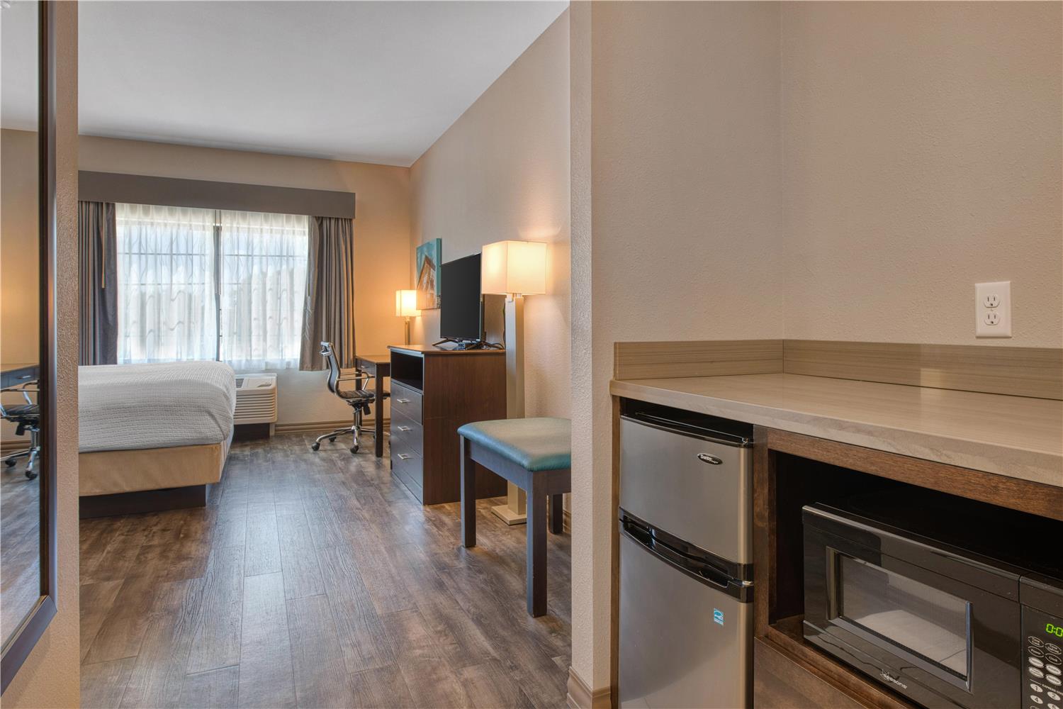 غرفة بسرير كينج، Best Western Plus Saint Peter 7/7