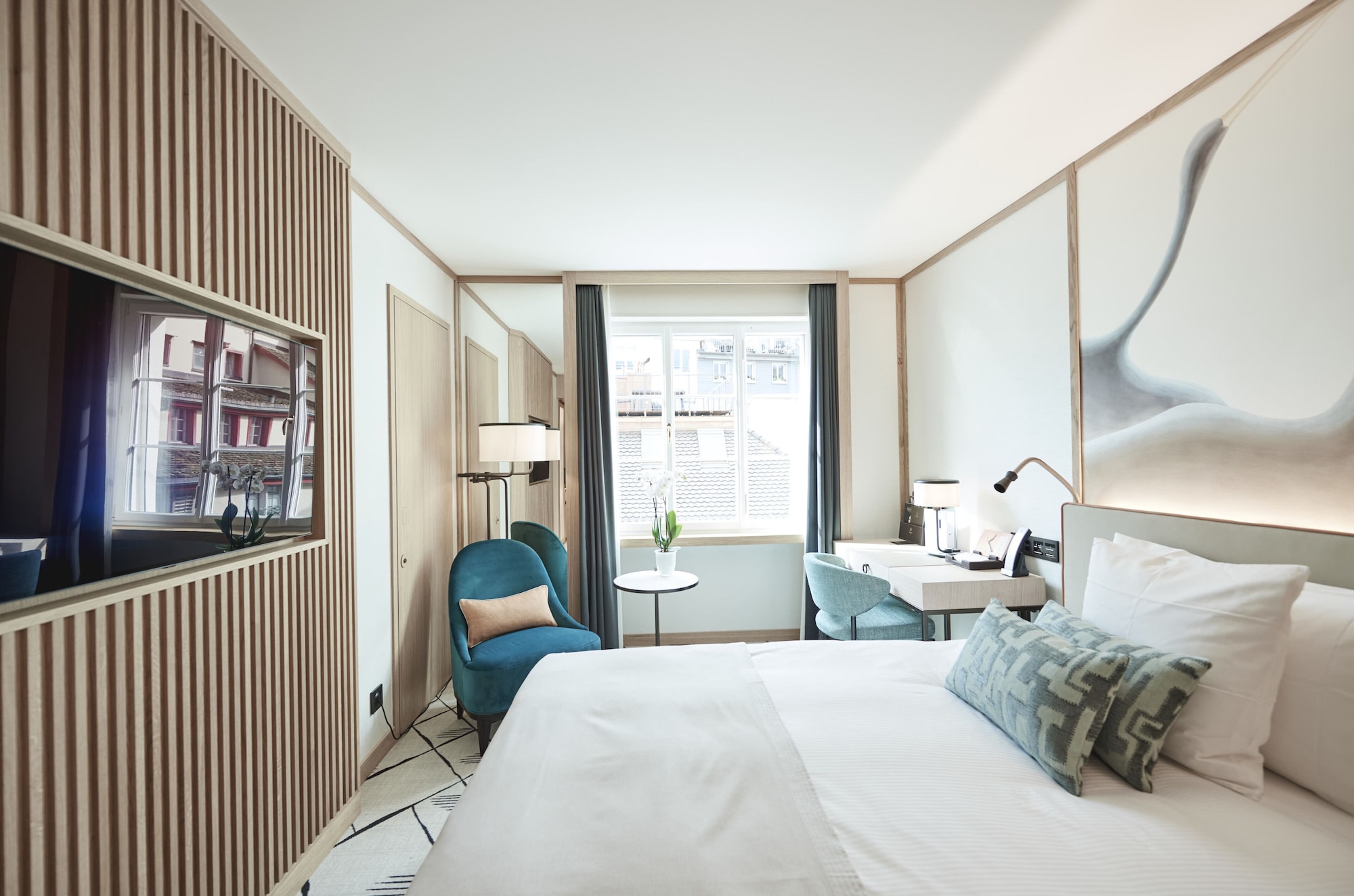 2 Bedrooms, City, Family, King and Queen Bed