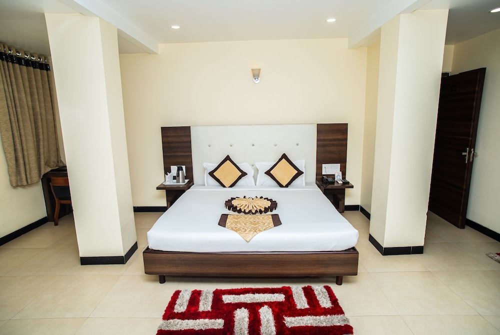 Hotel Simran 16/43