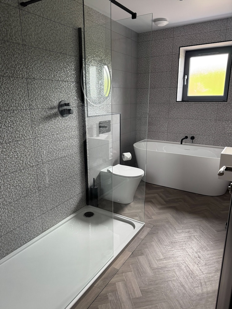 The Knowes Hotel 29/31