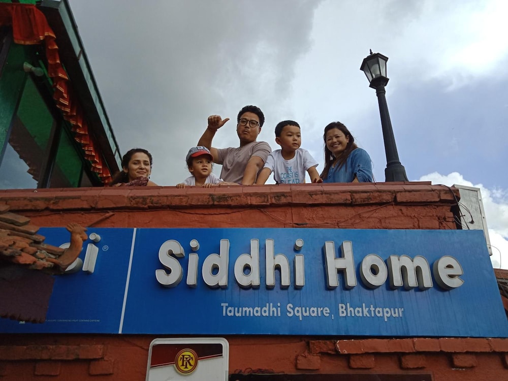 Siddhi Home & Restaurant 10/45