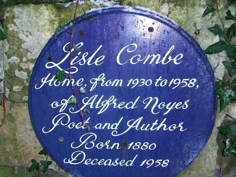 Lisle Combe 1/50