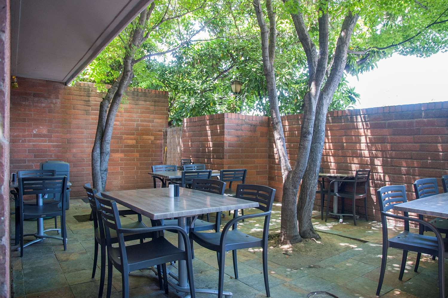 Best Western Village Inn Fresno 32/39