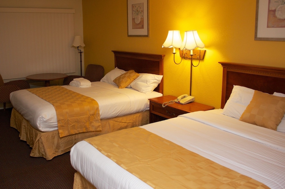 Red Roof Inn Kissimmee, FL 15/37