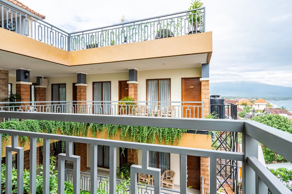 Mejore Beach Hotel 1/50