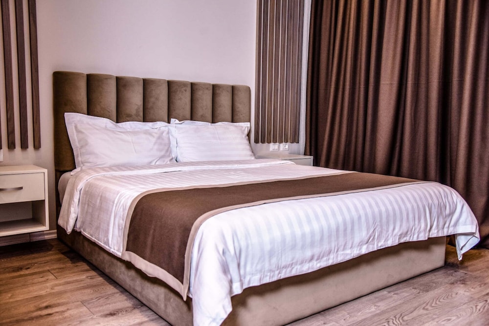 VH Broadway Tirana Hotel 21/50