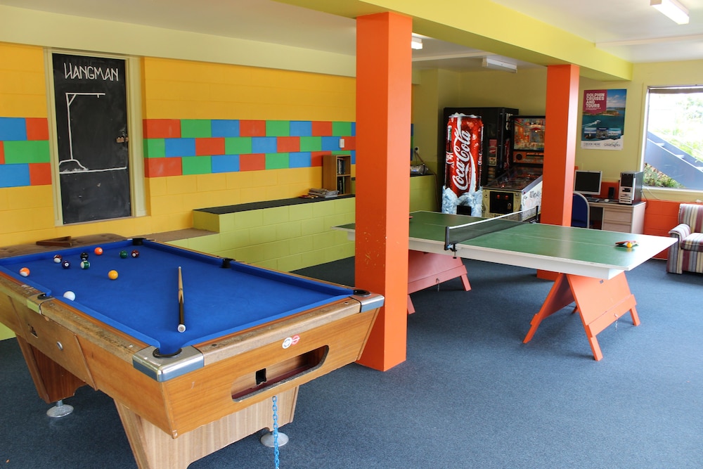 Aloha Seaview Resort Motel 53/68