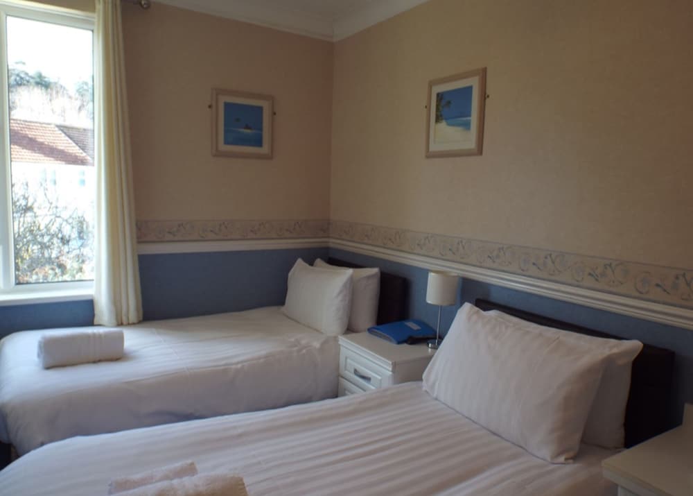 The Millbrook B & B 6/50