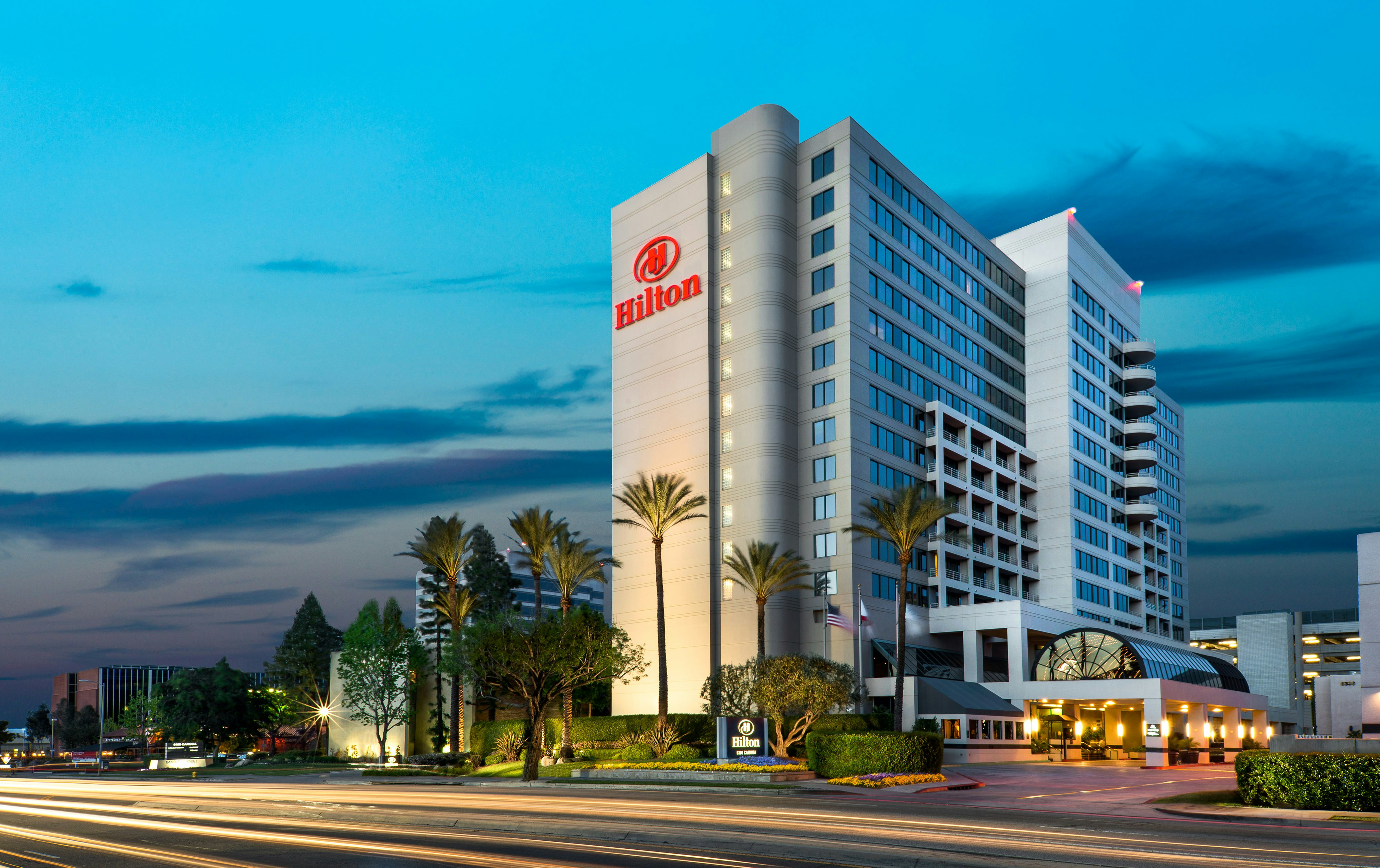 Hilton Woodland Hills Los Angeles 4/67