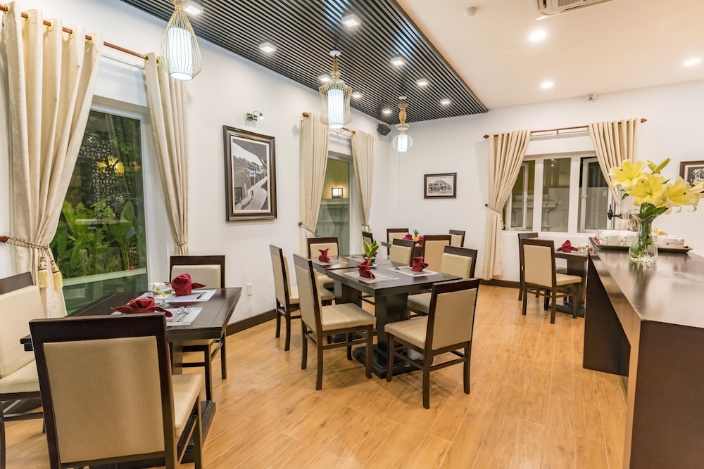 Hoi An Canal House 52/67