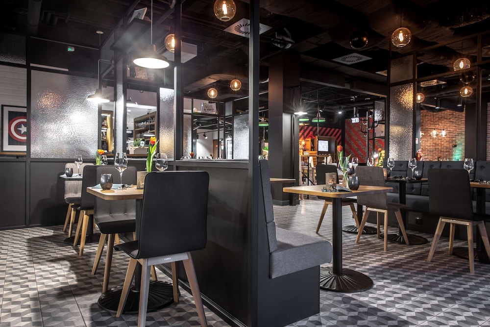 Park Inn by Radisson Poznan 56/75