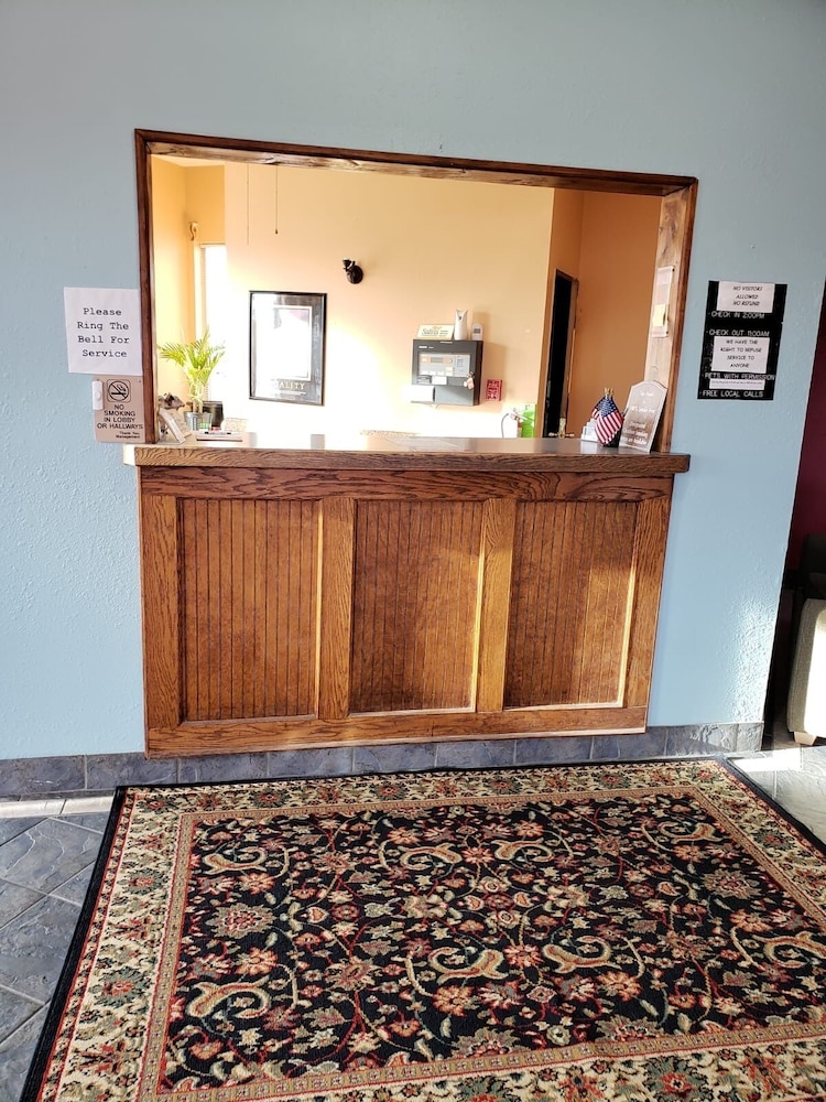 Value Inn &amp; Suites 3/22