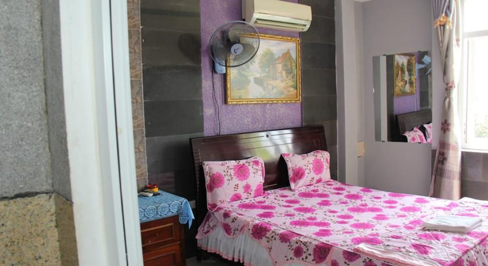 Yen Vy Hotel 27/56