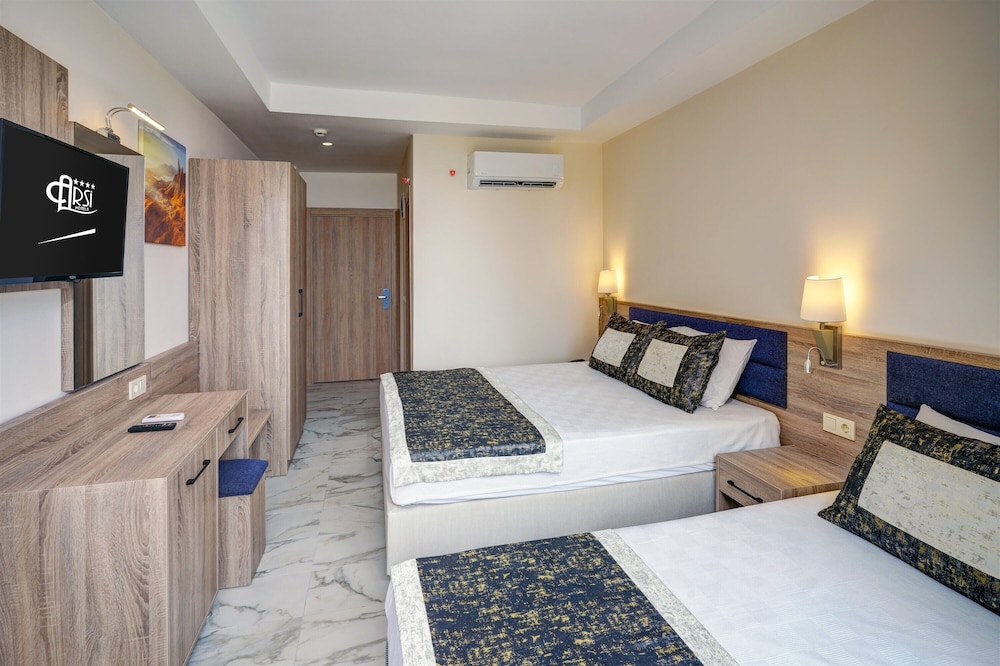 Arsi Hotel 12/49