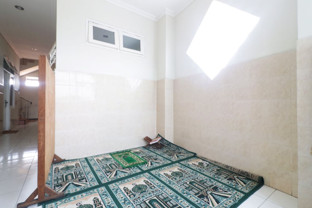 Hotel Omah Ampel Syariah by ZUZU 28/32