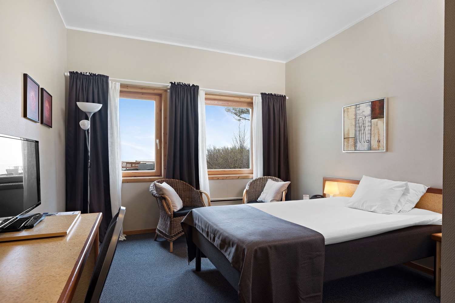 Stav Hotel 6/77