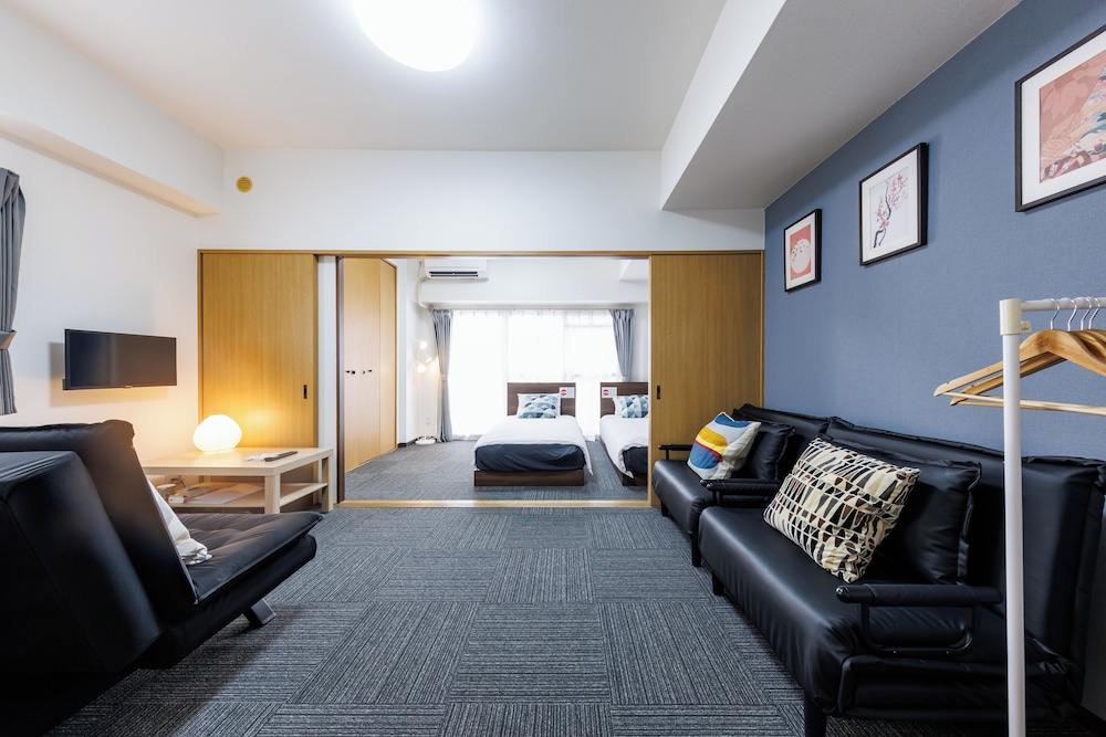 Grande Famille Shimanouchi Dotombori Condo 20/50