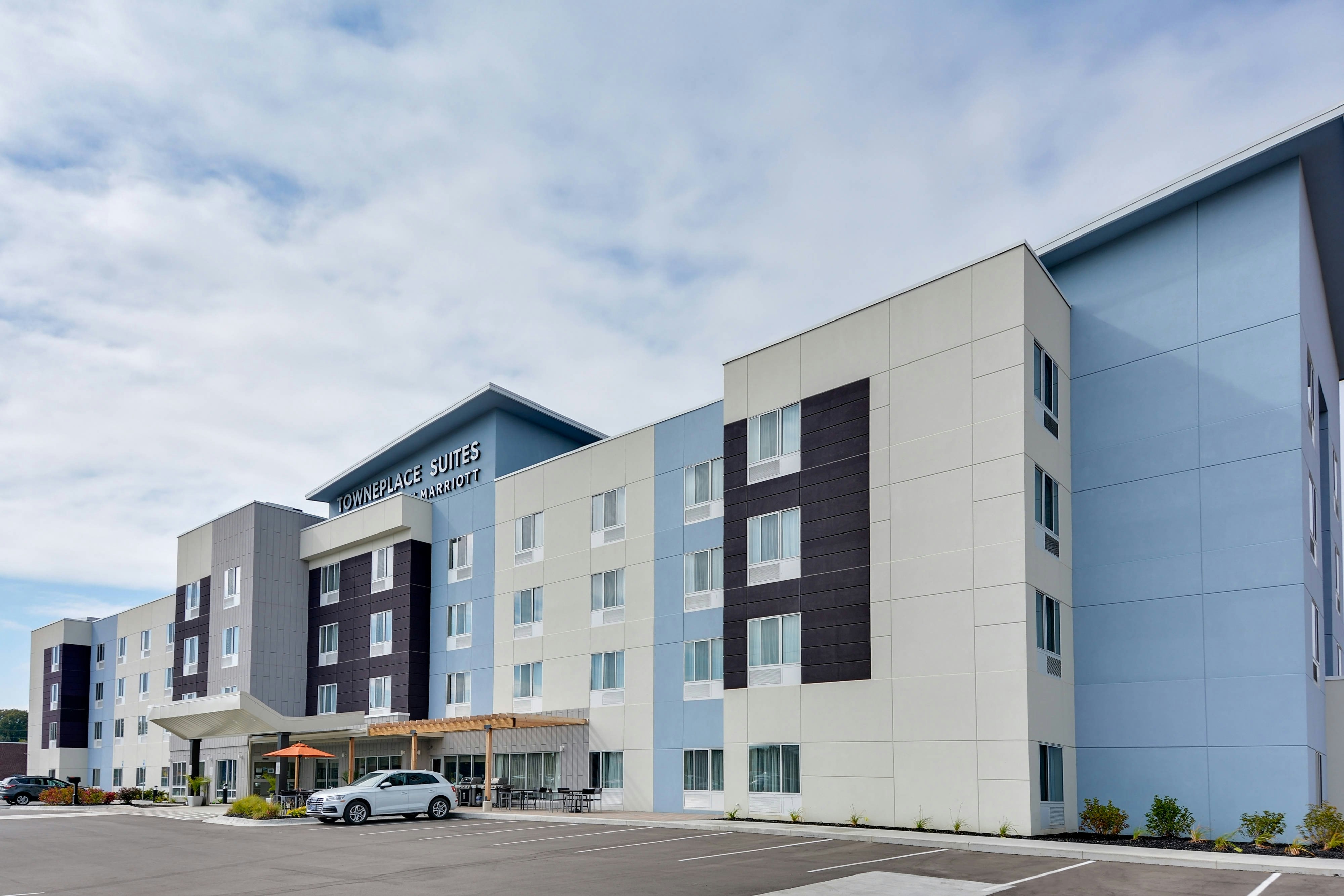 TownePlace Suites by Marriott Detroit Allen Park 1/4