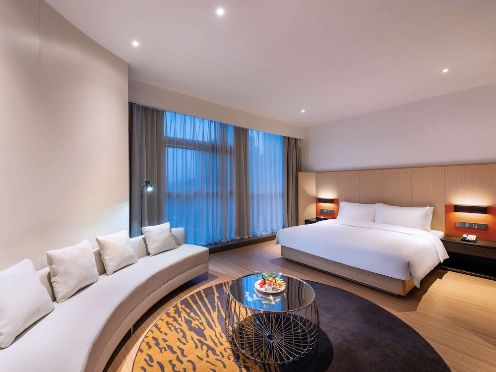 Mercure Nanjing Olympic EXPO 24/58