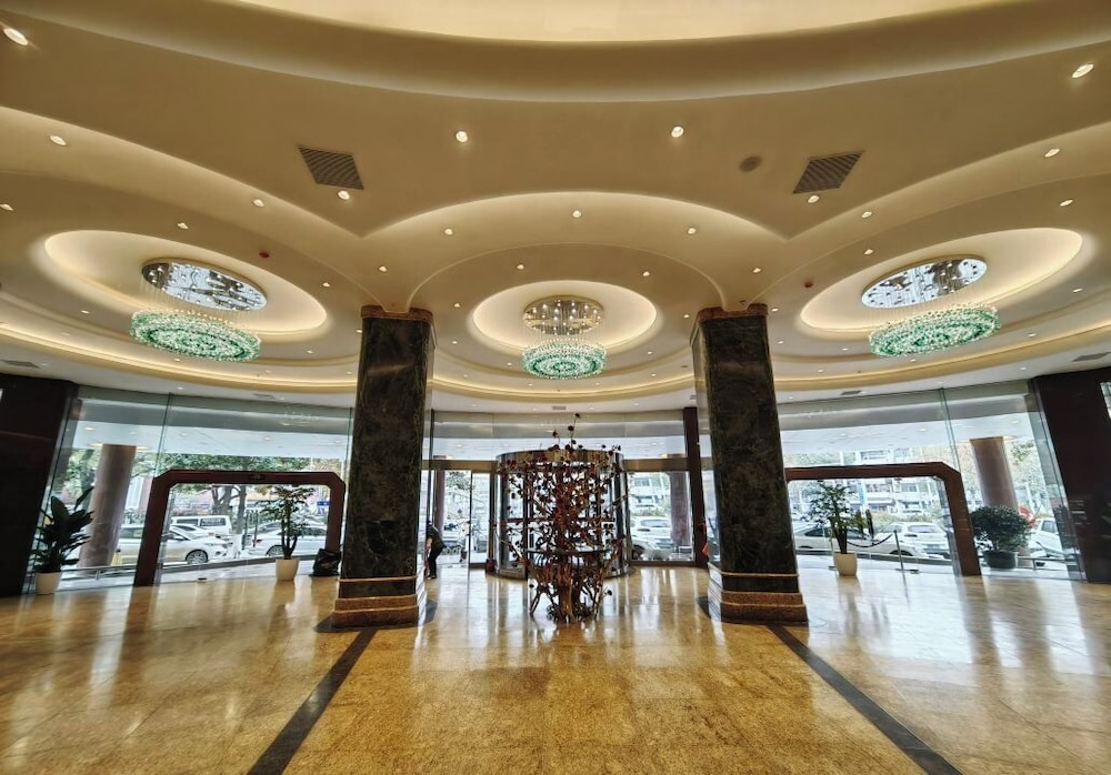 Wuhan Asia Hotel 13/22