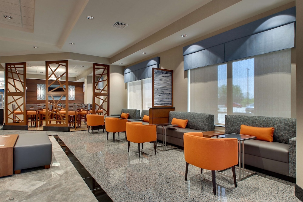 Drury Inn & Suites Iowa City Coralville 27/50