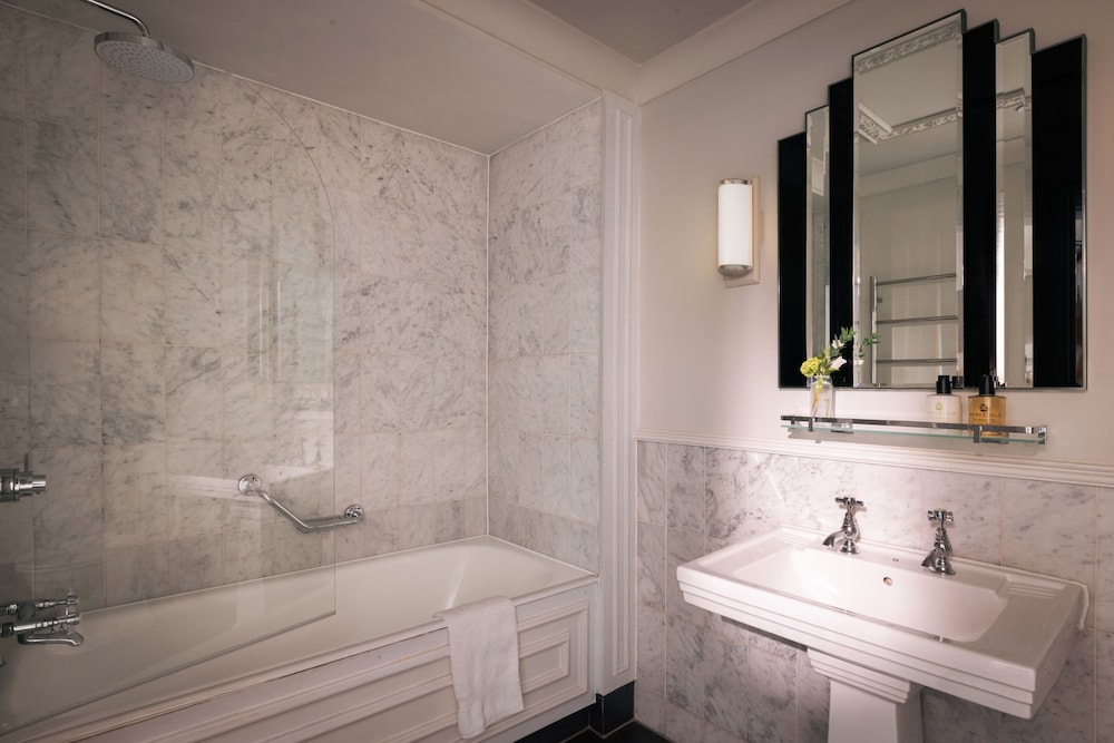 Rookery Hall Hotel Spa 49/50