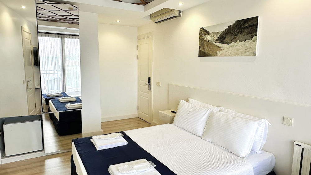 Buyukada Comfort Hotel 14/50