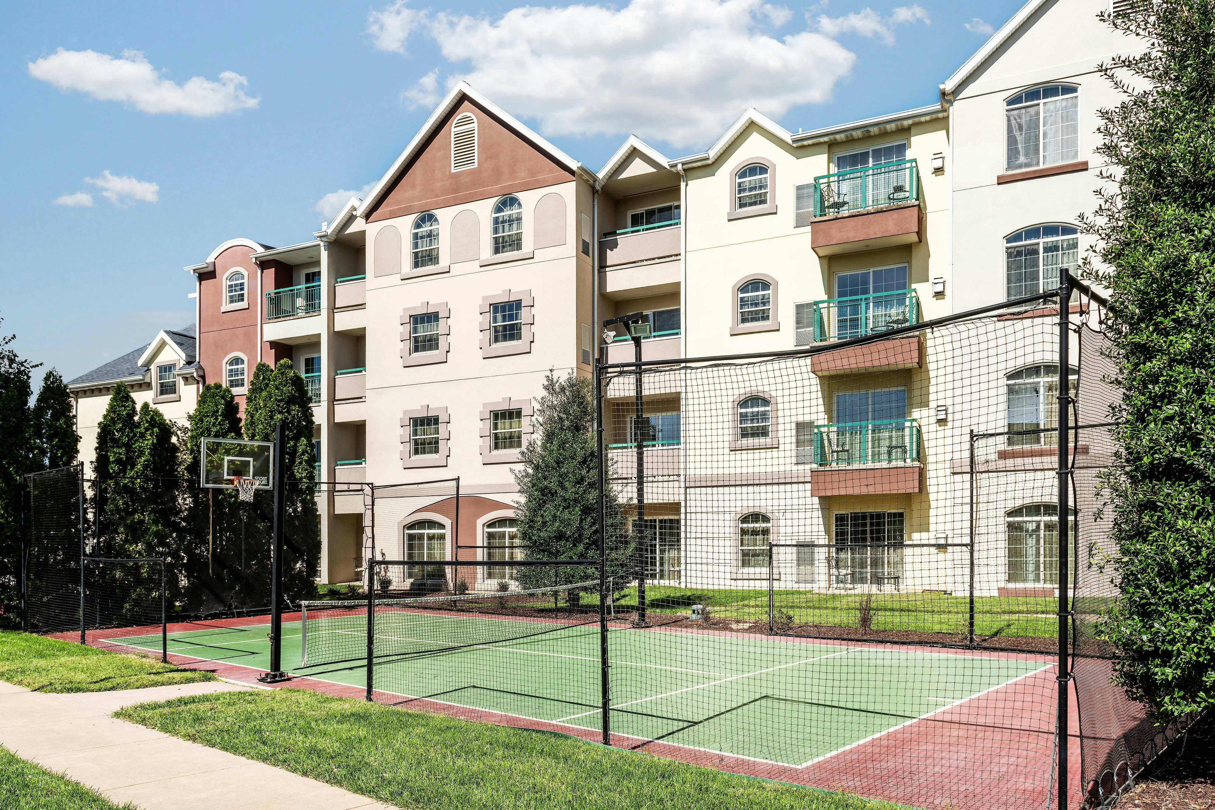 Residence Inn by Marriott Springfield 10/27