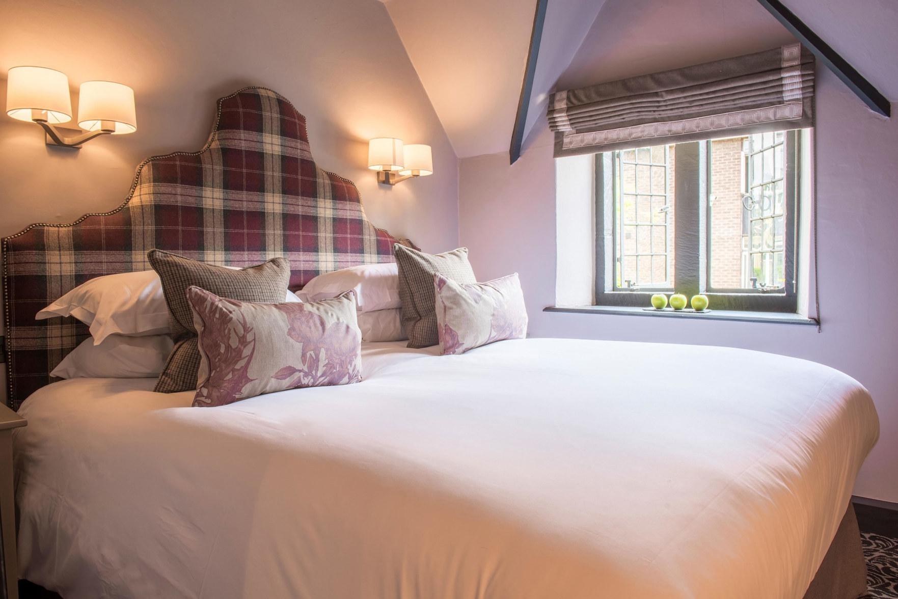 Cozy, King Bed, Annex