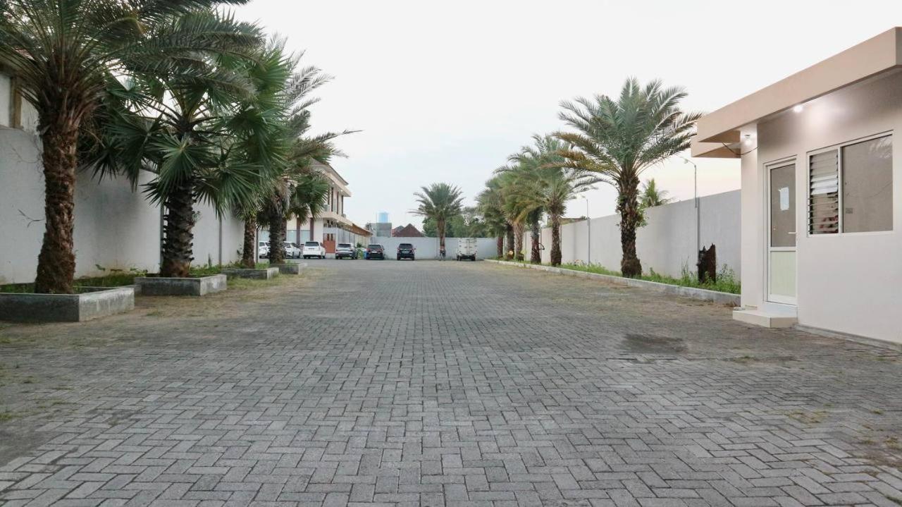 El Malik Hotel Sumenep 25/28