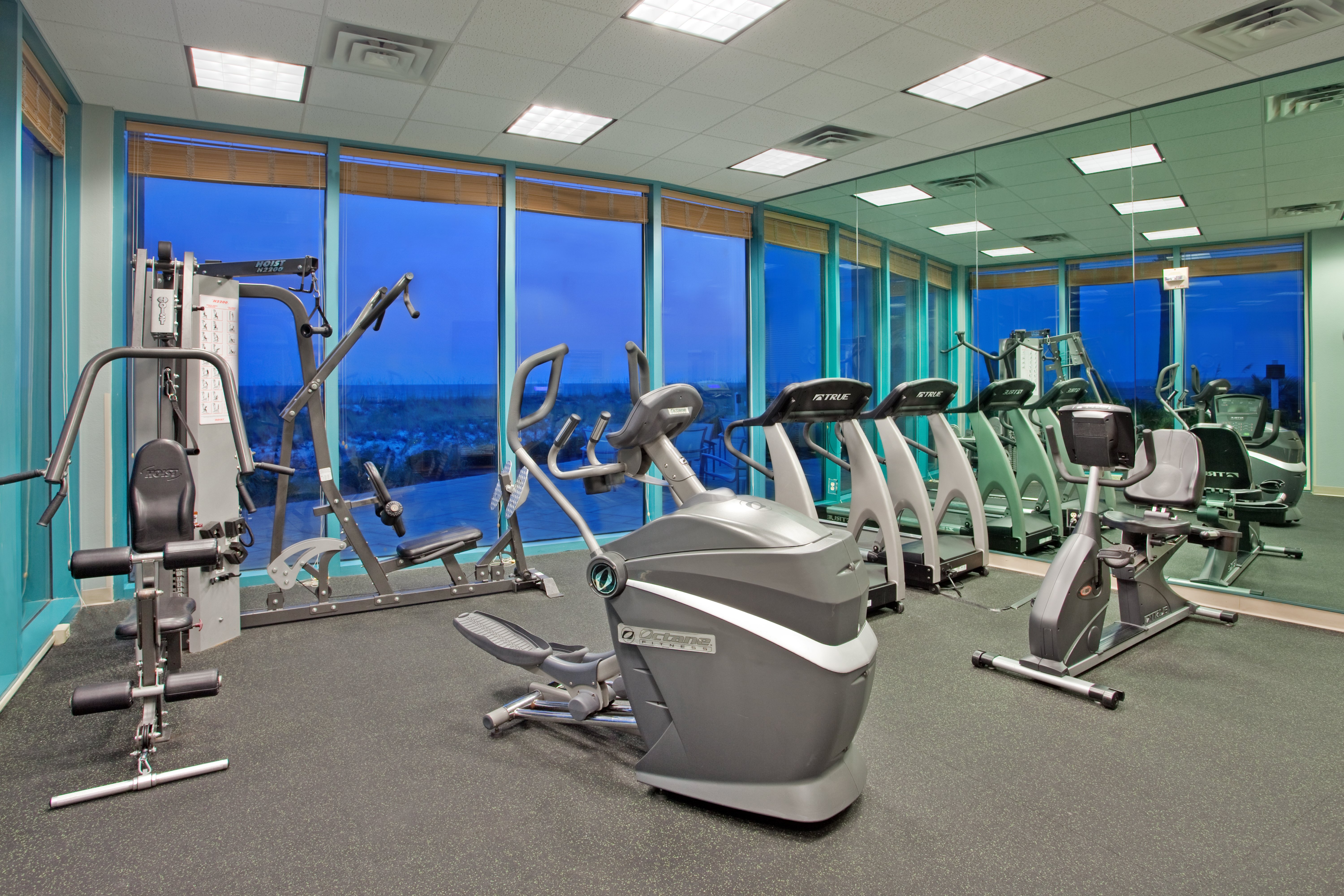 Holiday Inn Express Pensacola Beach 40/60
