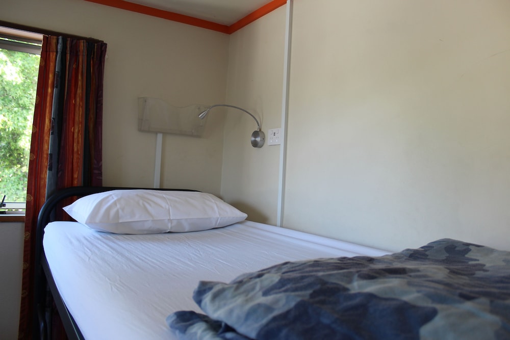 MIXED DORM