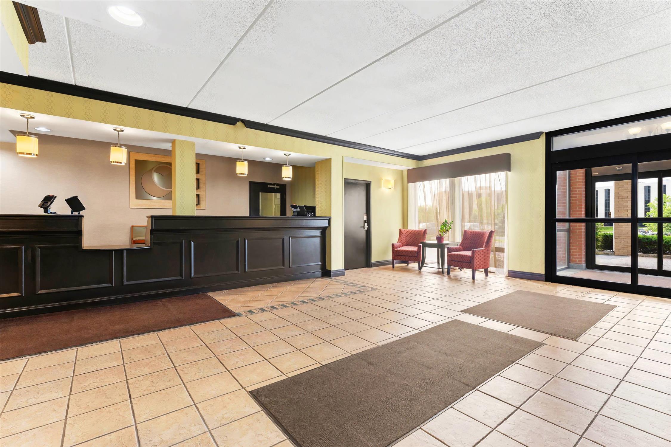 Comfort Inn Lehigh Valley West 7/43
