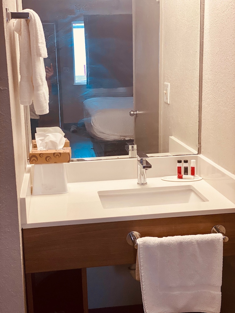 Days Inn By Wyndham Ardmore 15/28