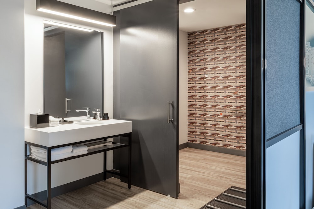 Aloft Austin South 28/28