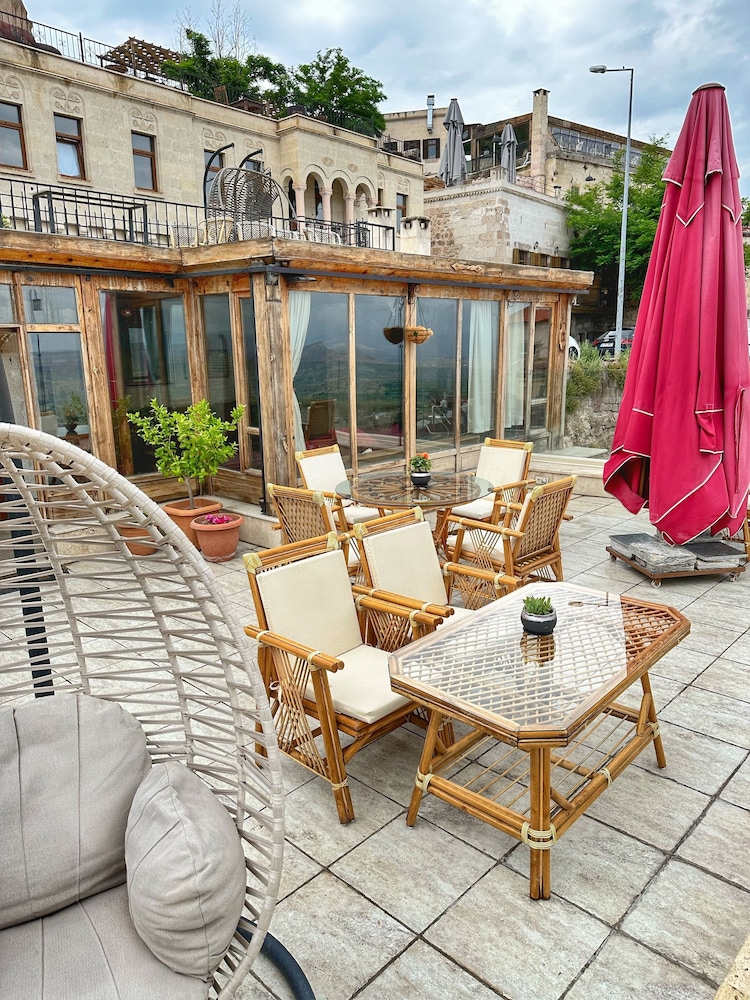 Taka Ev Cave Hotel & Guest House 33/50