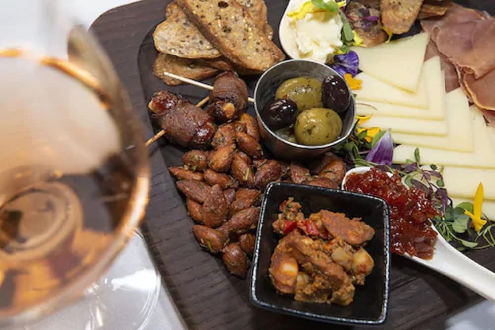 The Boulevard Inn and Bistro 14/48